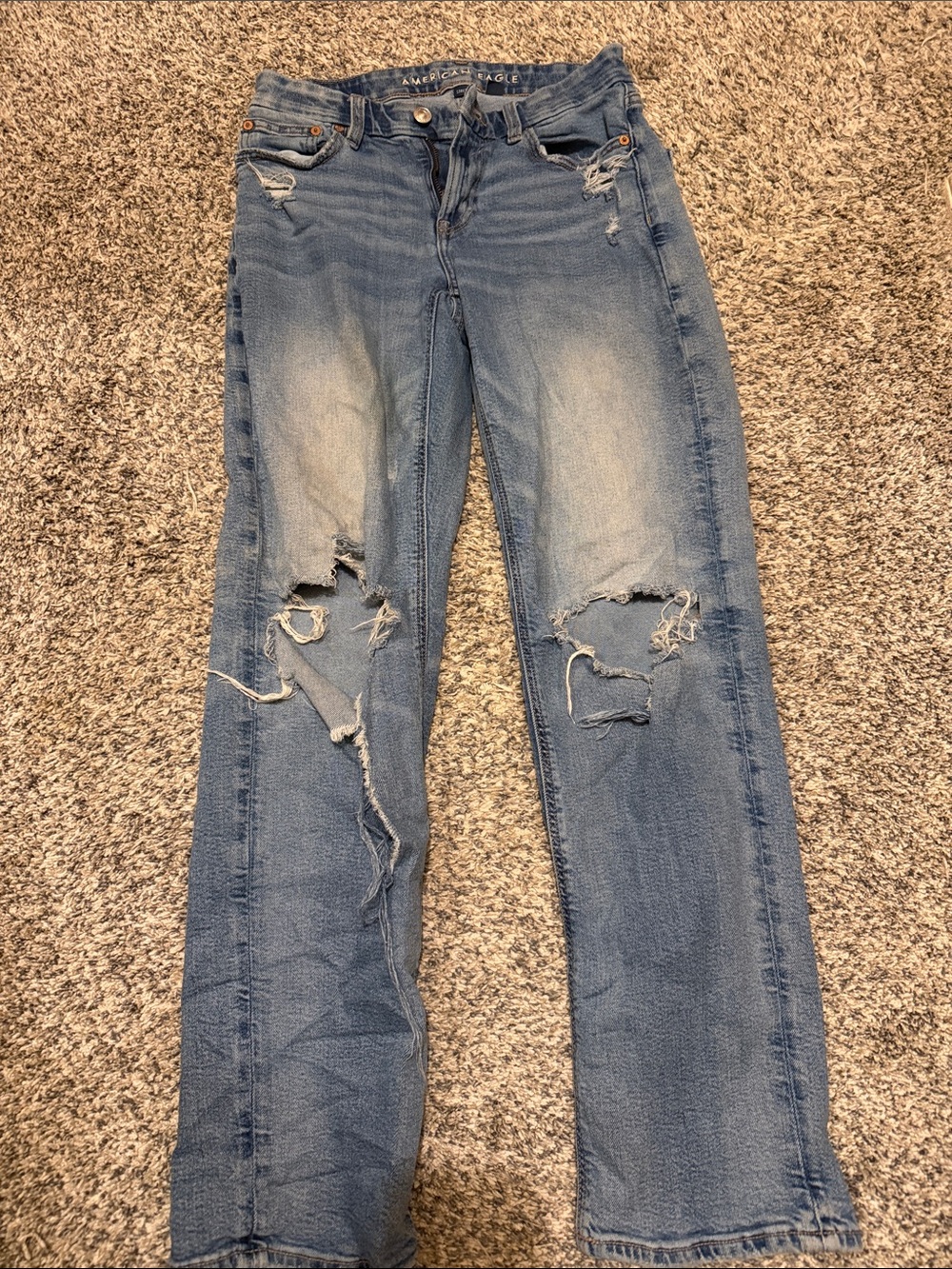 American Eagle Outfitters Light Blue Distressed Straight Leg Jeans
